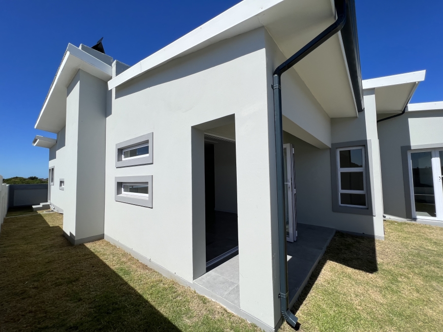 3 Bedroom Property for Sale in Aston Bay Eastern Cape